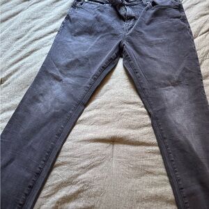 Men’s Aeropostale Dark Gray Straight Leg Jeans. New without tags  36x32